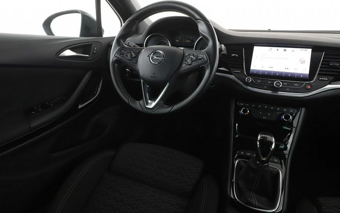 Opel Astra cena 47600 przebieg: 100221, rok produkcji 2016 z Tuliszków małe 326